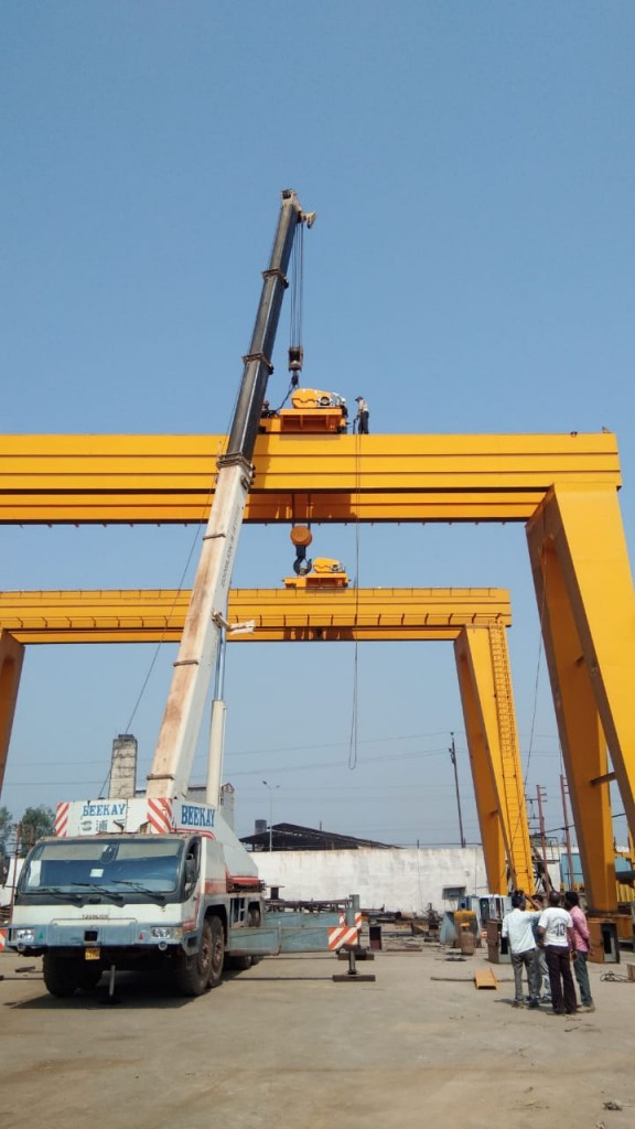 Workstation-Gantry-Crane-576x1024